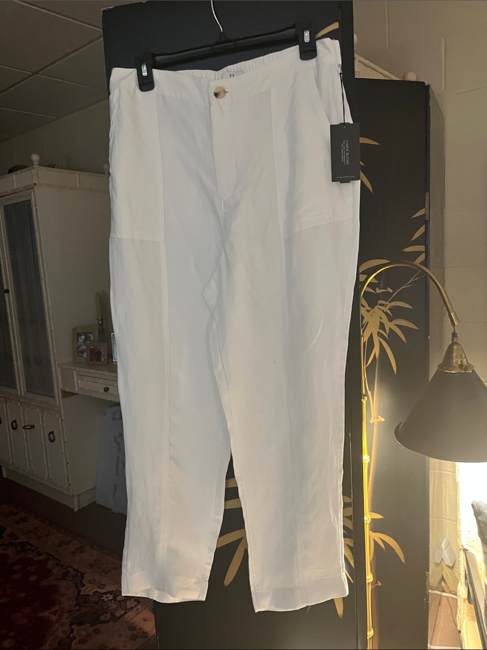 NWTcHalston Ladies White Casual Linen Pants